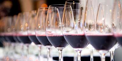Resveratrol in Red Wine: Health Benefits and Risks