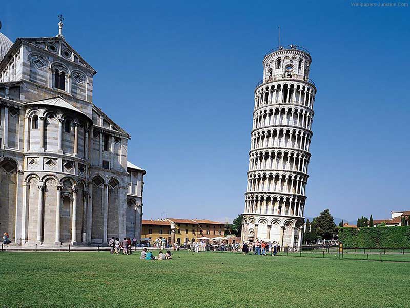 Masterpiece Unveiled: Leaning Tower's Design